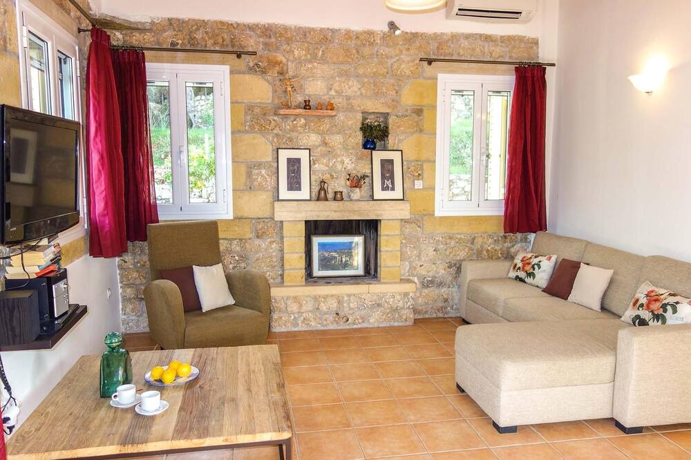 Photo of Livingroom in Kardamyli