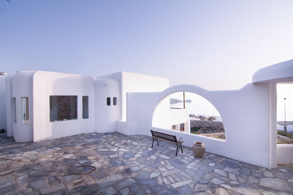 Photo of Patio Balcony in Houlakia