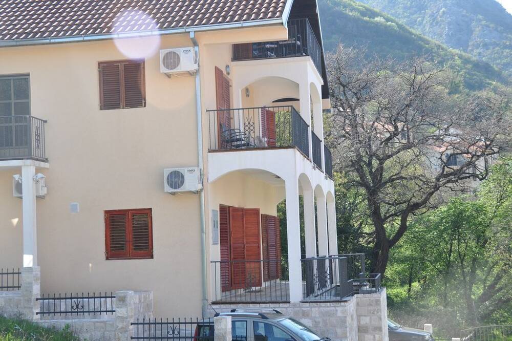 Photo of Outdoor in Prcanj