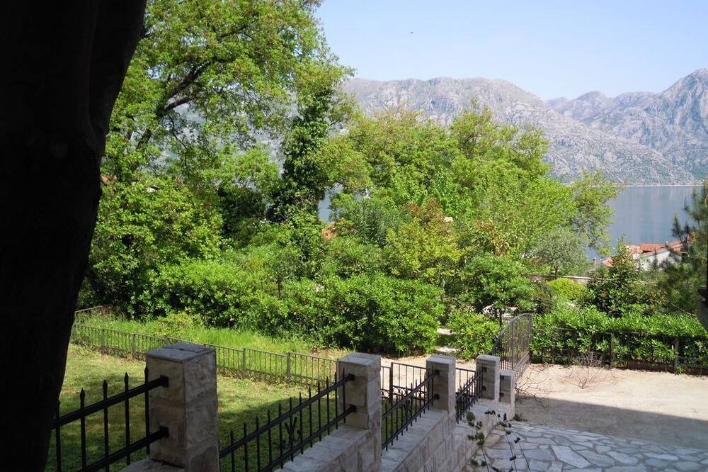 Photo of Outdoor in Prcanj