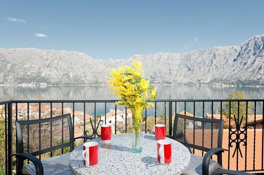 Photo of Patio Balcony in Prcanj
