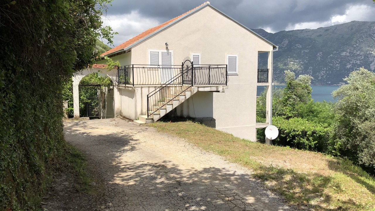 Photo of Outdoor in Prcanj