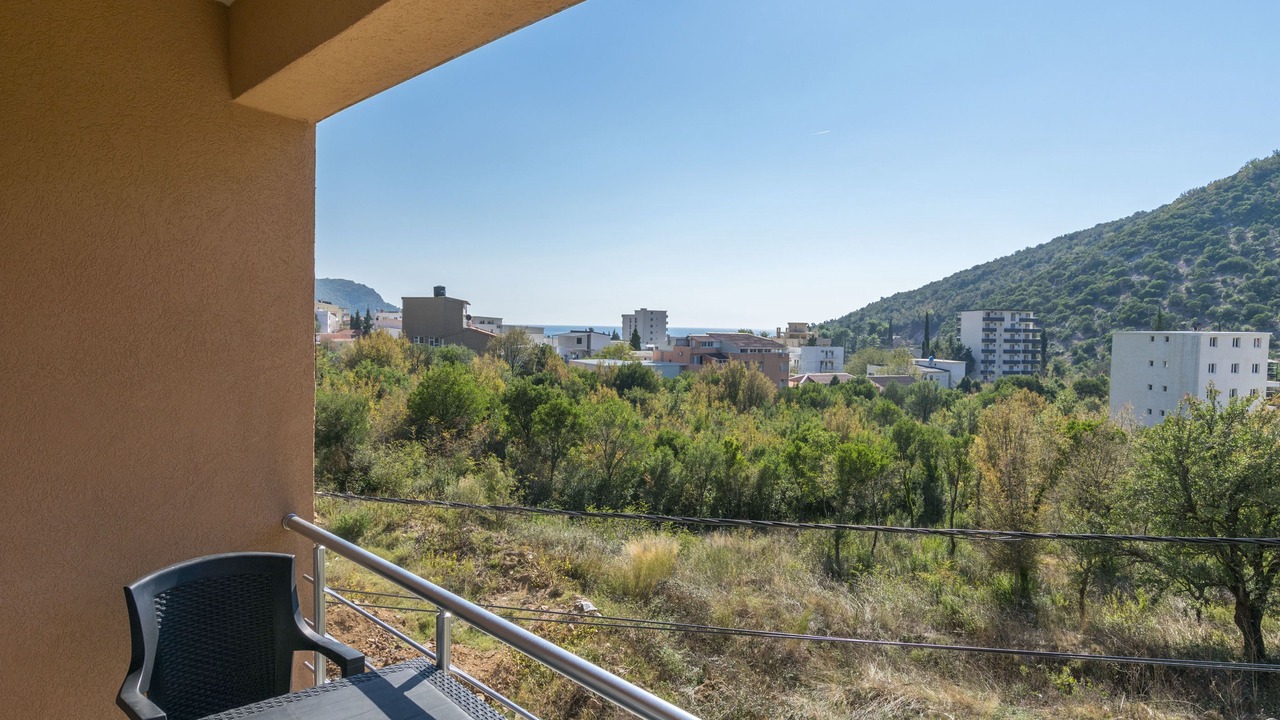 Photo of Outdoor in Canj