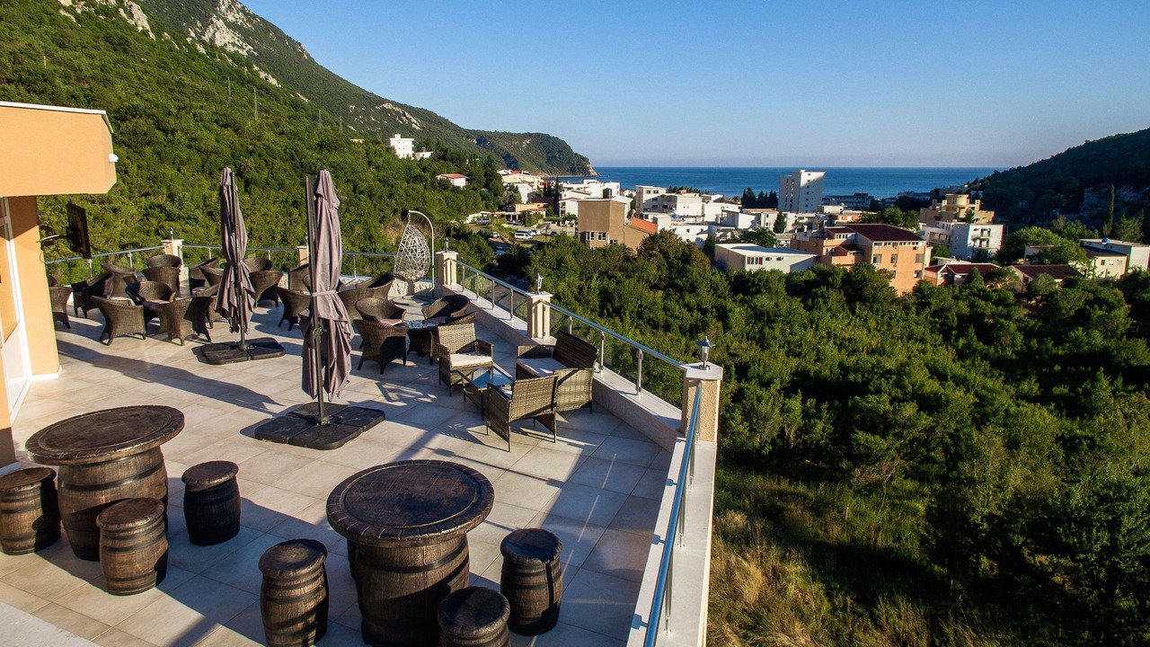 Photo of Outdoor in Canj