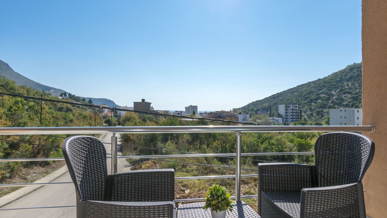 Photo of Outdoor in Canj