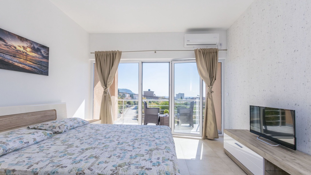 Photo of Bedroom in Canj