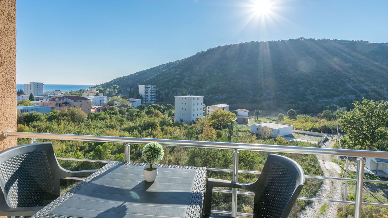 Photo of Outdoor in Canj