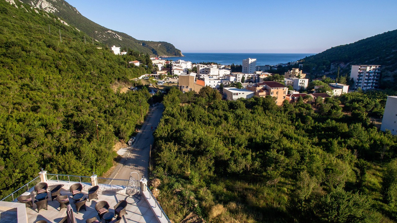 Photo of Outdoor in Canj