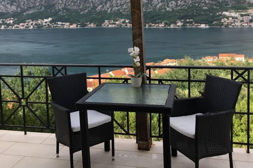 Photo of Patio Balcony in Prcanj