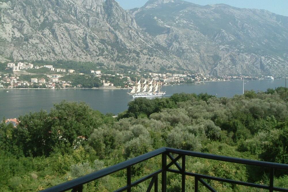 Photo of Patio Balcony in Prcanj