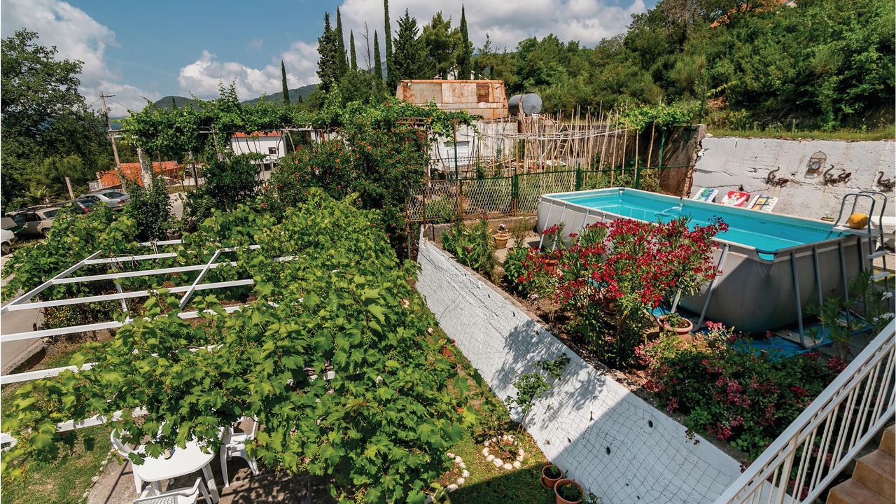 Photo of Outdoor in Ratisevina