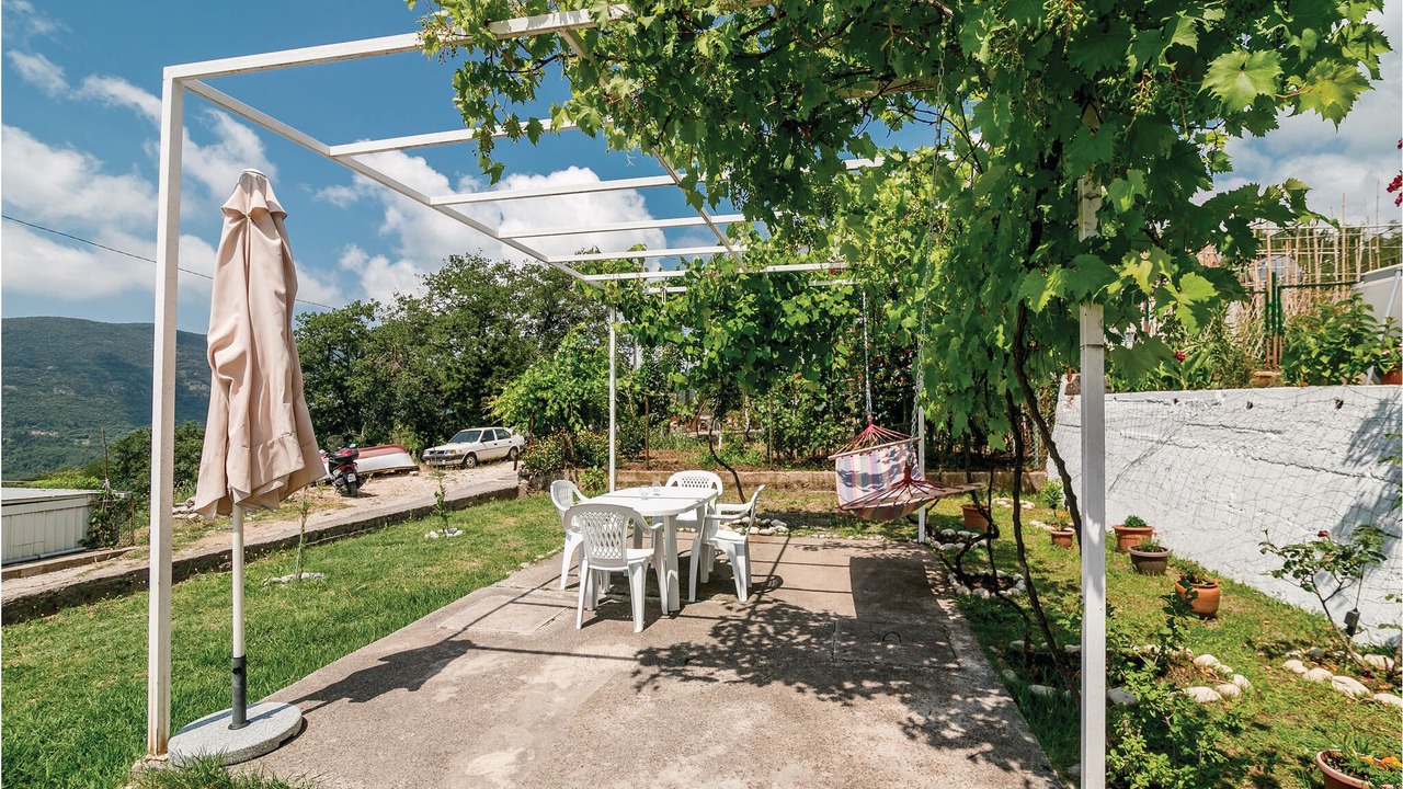 Photo of Outdoor in Ratisevina