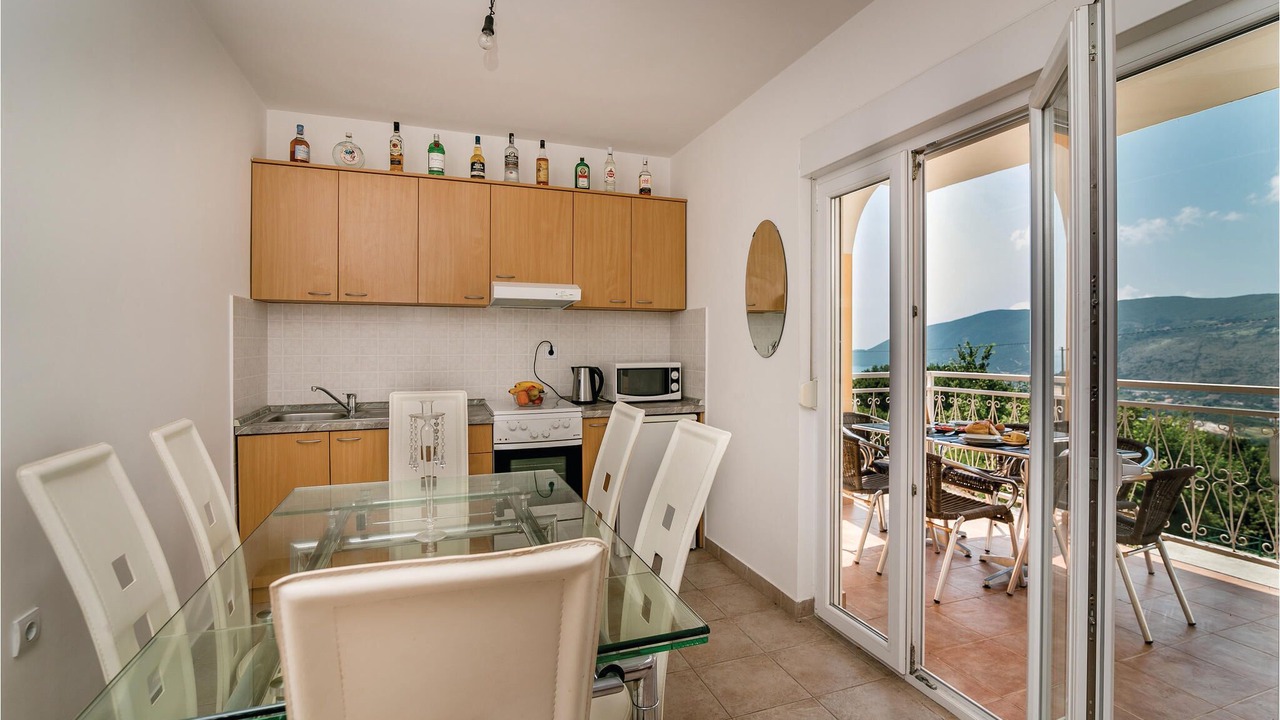 Photo of Kitchen in Ratisevina