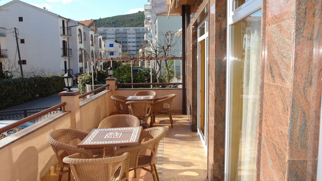 Photo of Patio Balcony in Maini