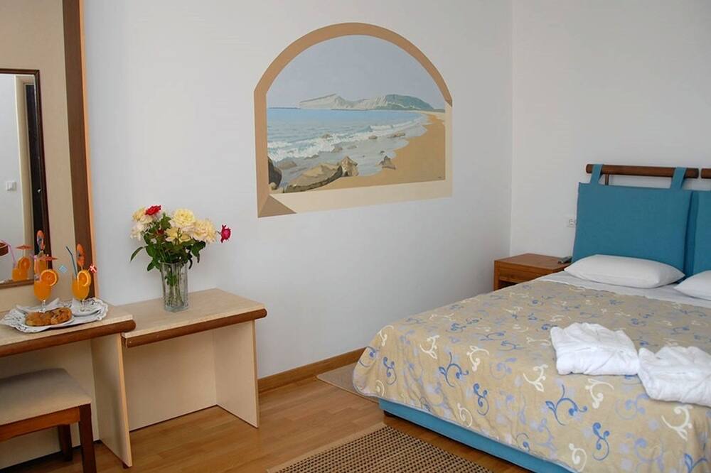 Photo of Bedroom in Acharavi