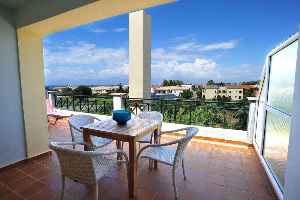 Photo of Patio Balcony in Acharavi