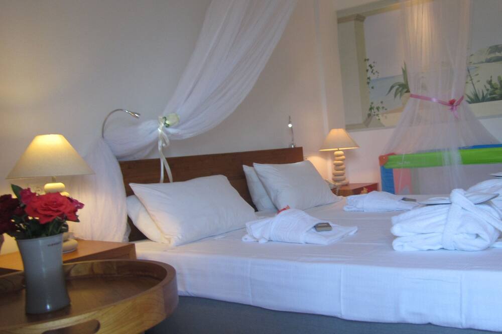 Photo of Bedroom in Acharavi