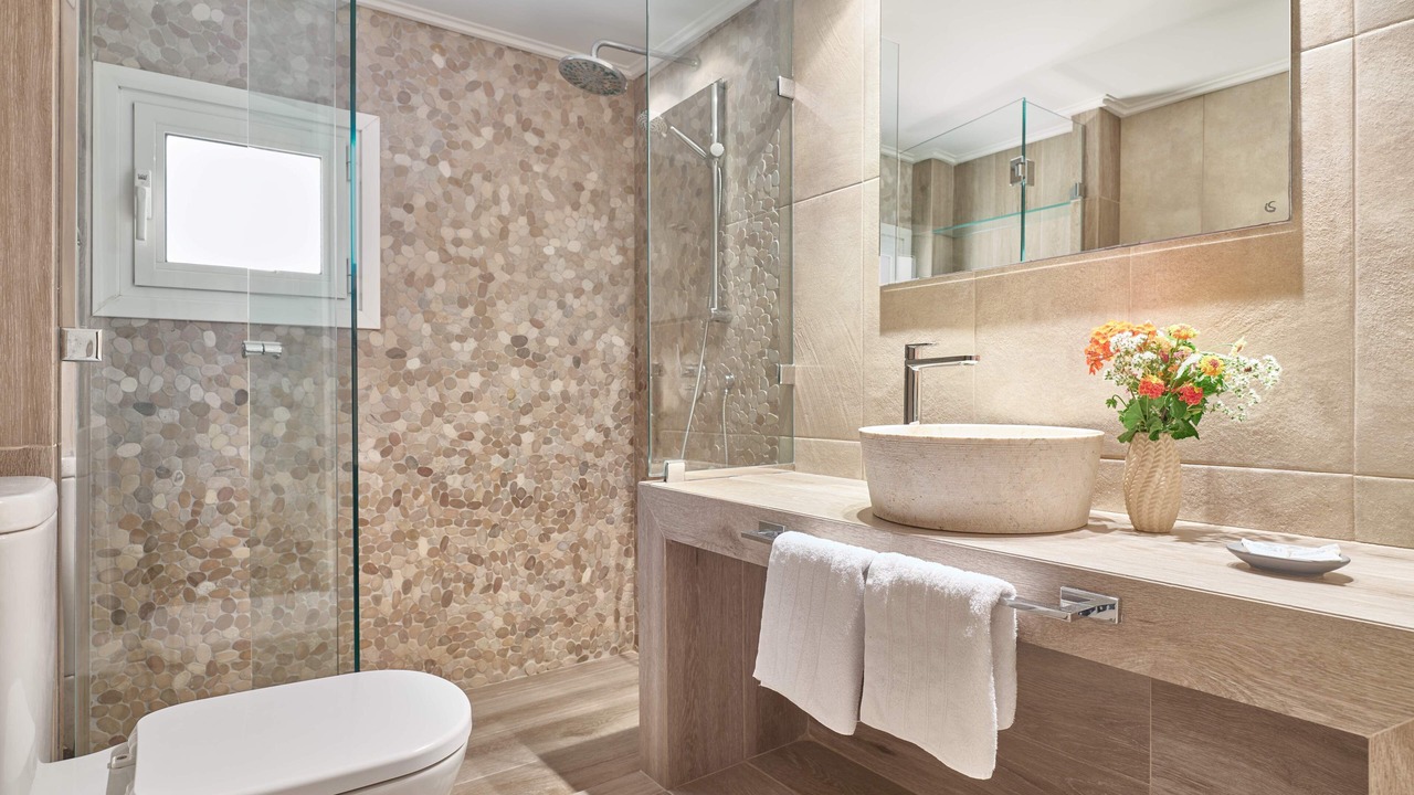 Photo of Bathroom in Kineta