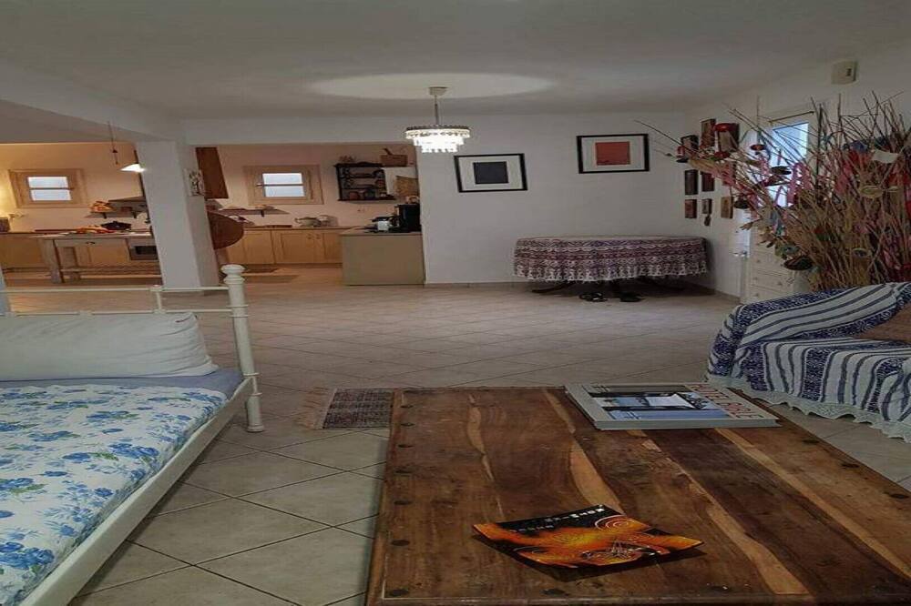 Photo of Livingroom in Ano Mera