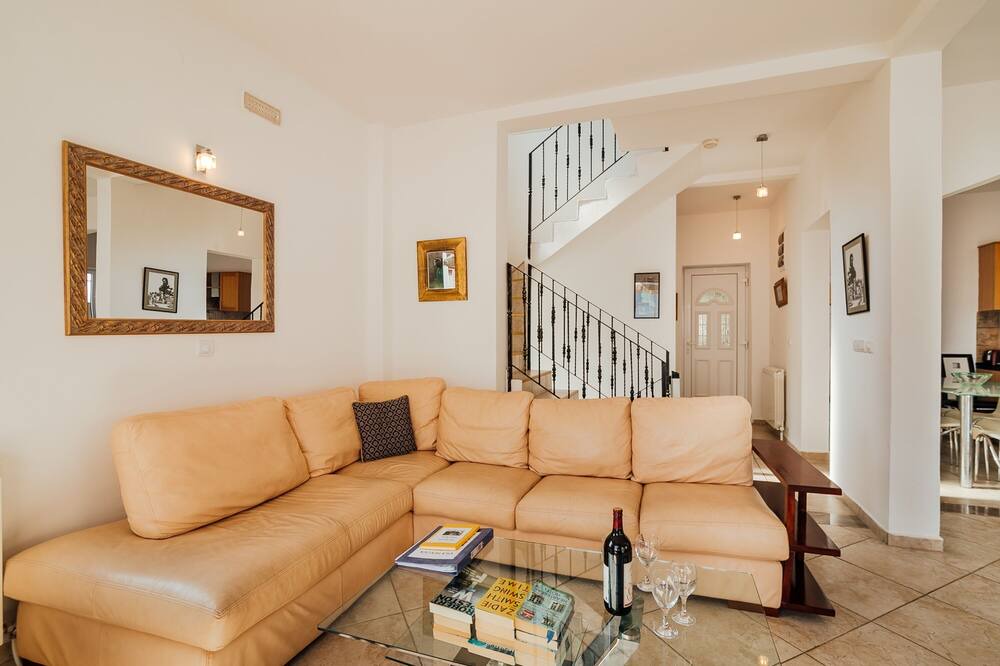 Photo of Livingroom in Orahovac
