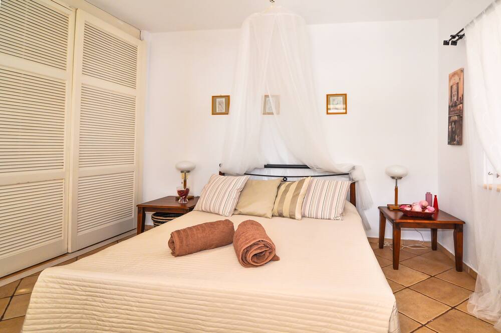 Photo of Bedroom in idhra