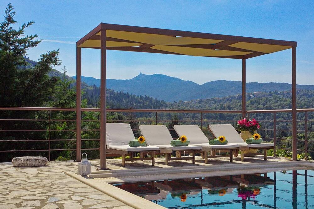Photo of Outdoor in Kavallos