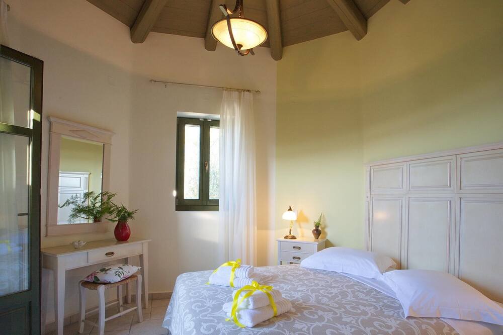 Photo of Bedroom in Kavallos