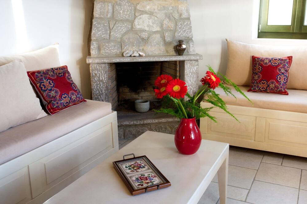 Photo of Livingroom in Kavallos
