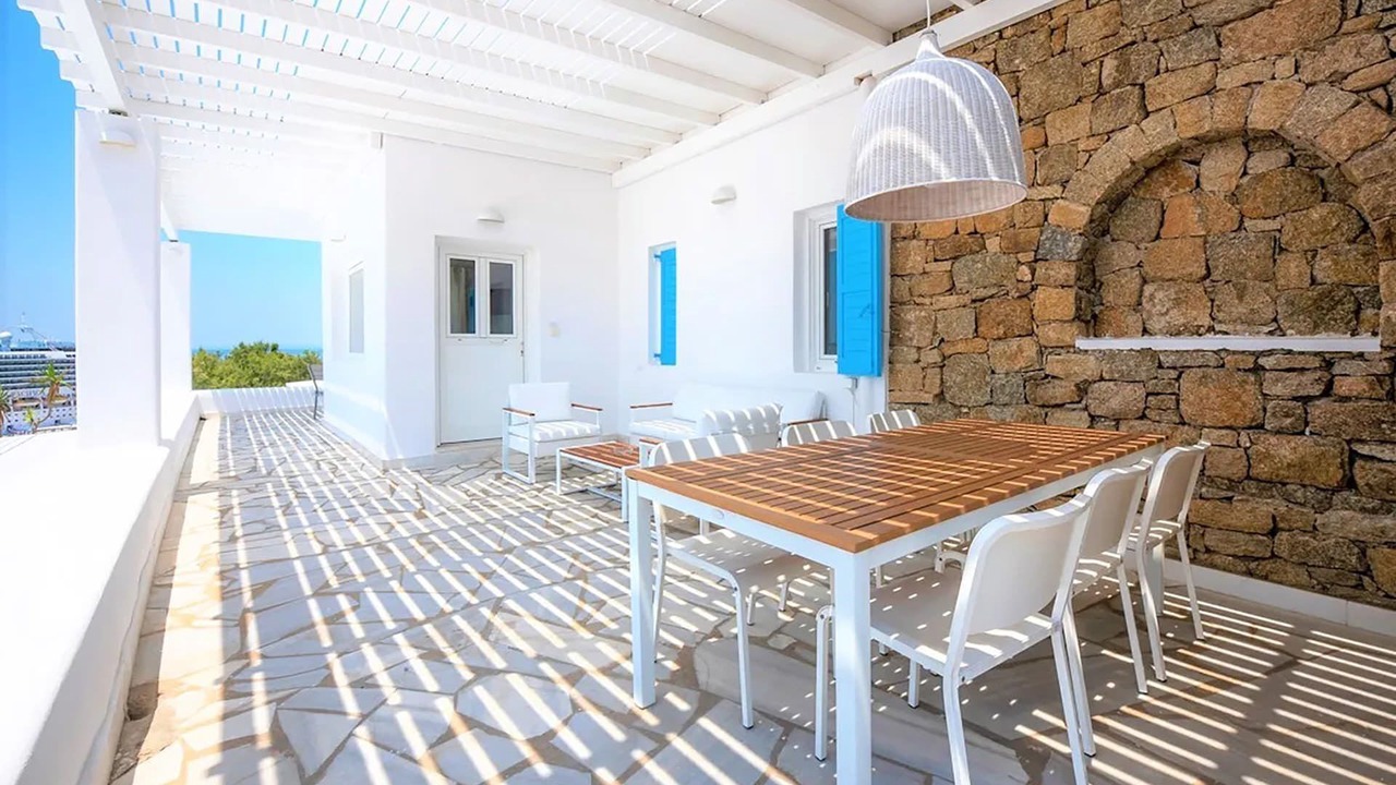 Photo of Outdoor in Tourlos