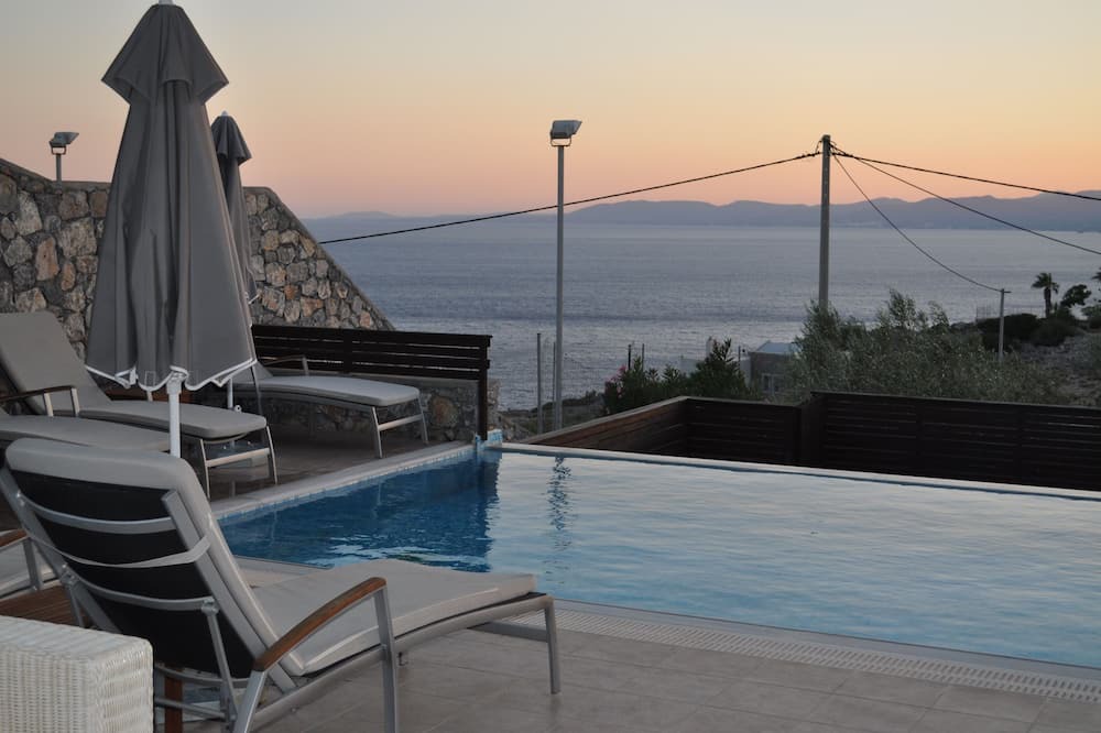 Photo of Outdoor in Pefkos