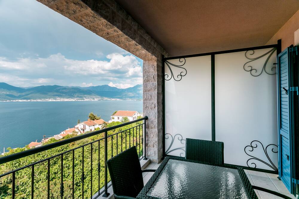 Photo of Patio Balcony in Krasici