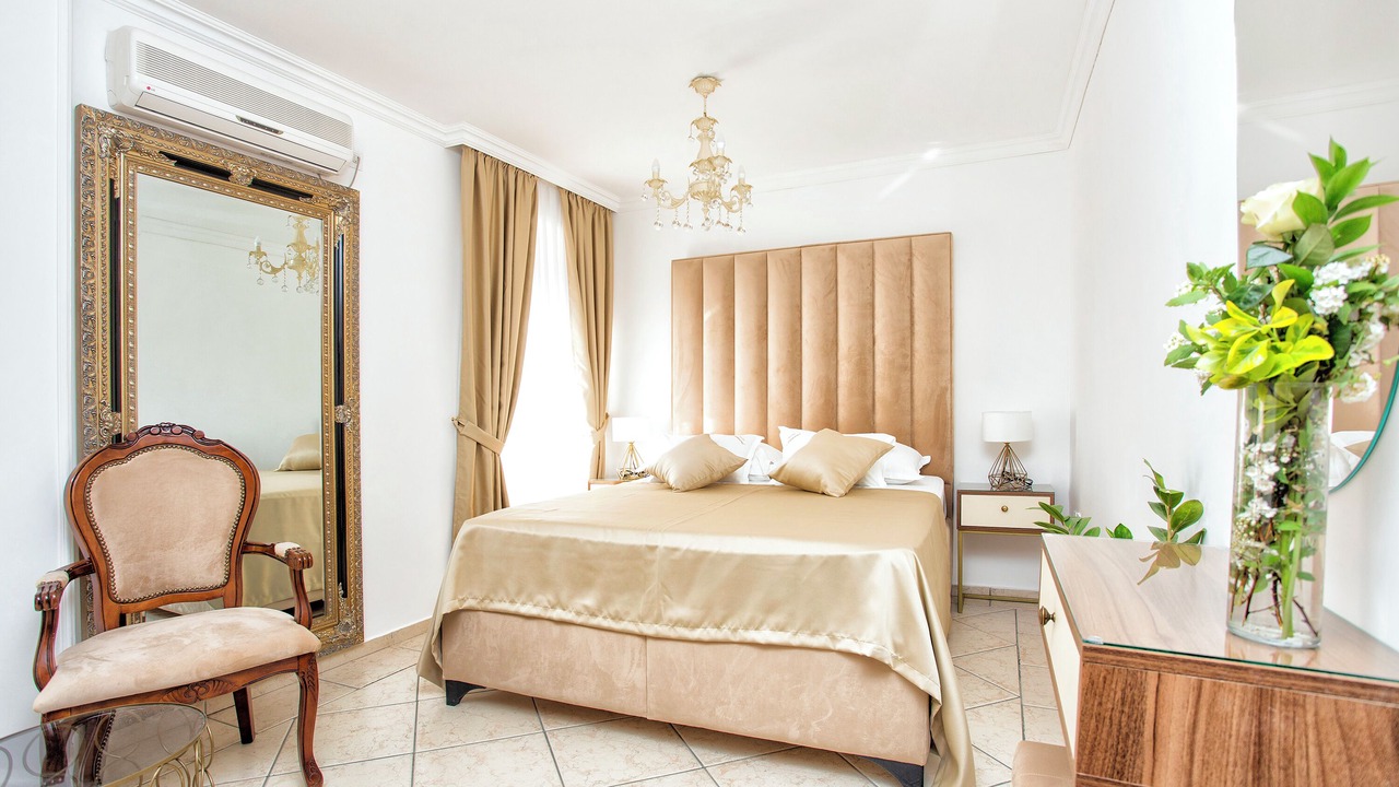 Photo of Bedroom in Perast