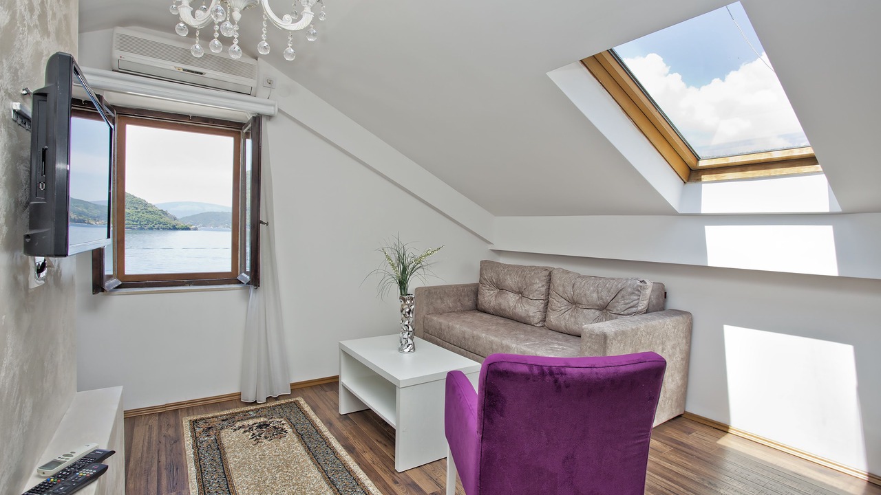Photo of Bedroom in Perast