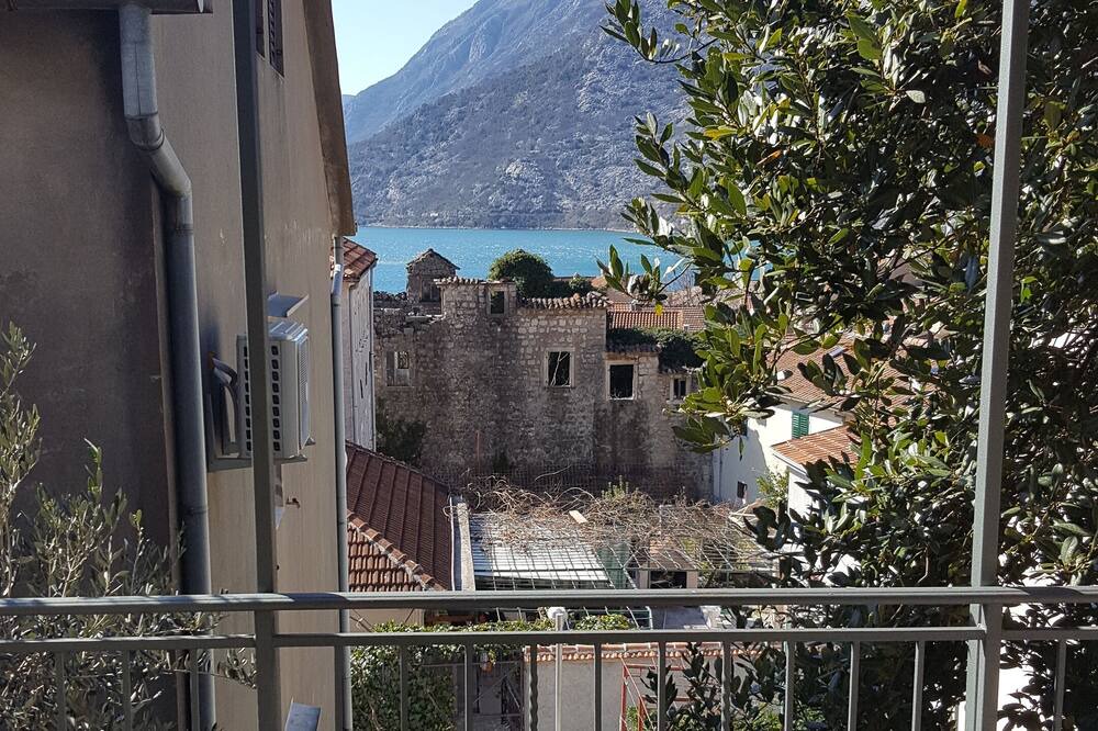 Photo of Patio Balcony in Risan
