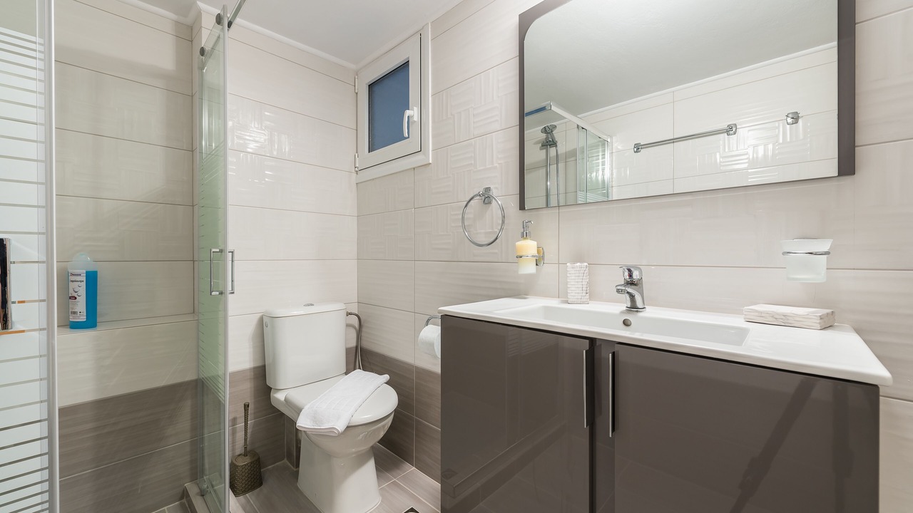 Photo of Bathroom in Ilisia