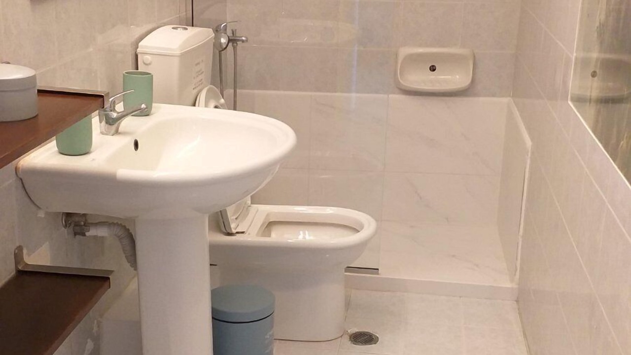 Photo of Bathroom in Kommeno