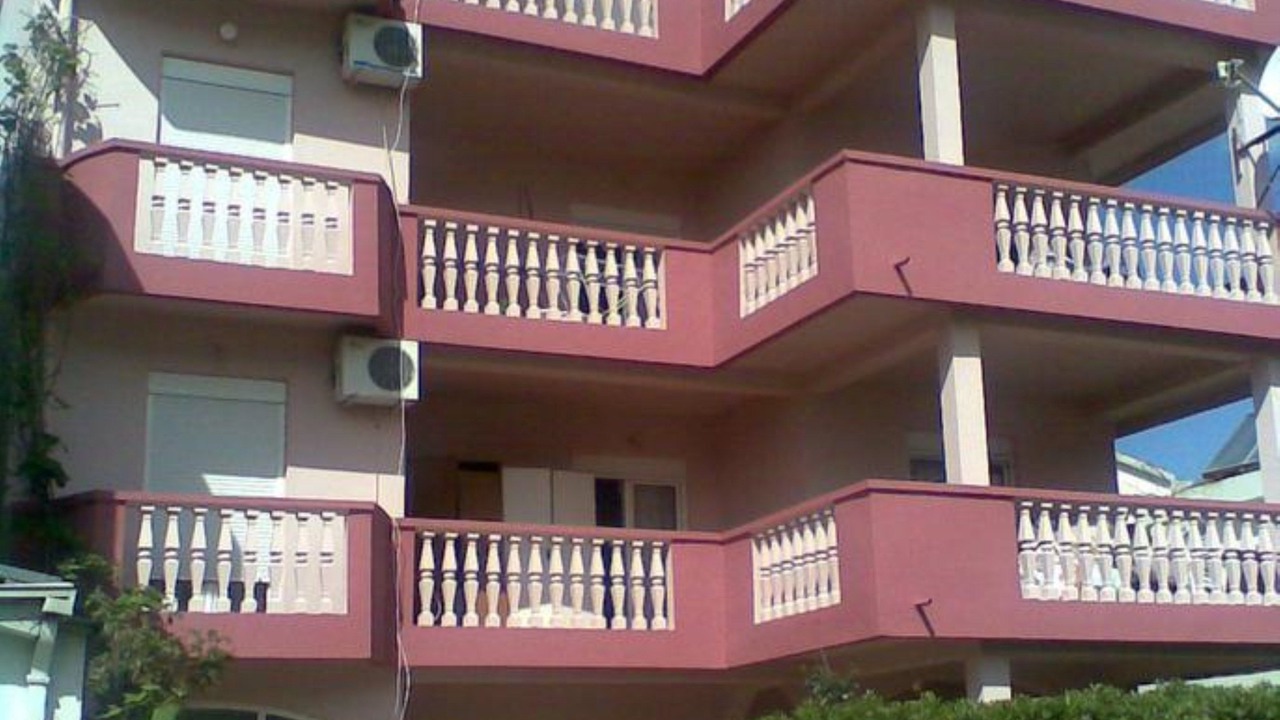 Photo of Outdoor in Maini