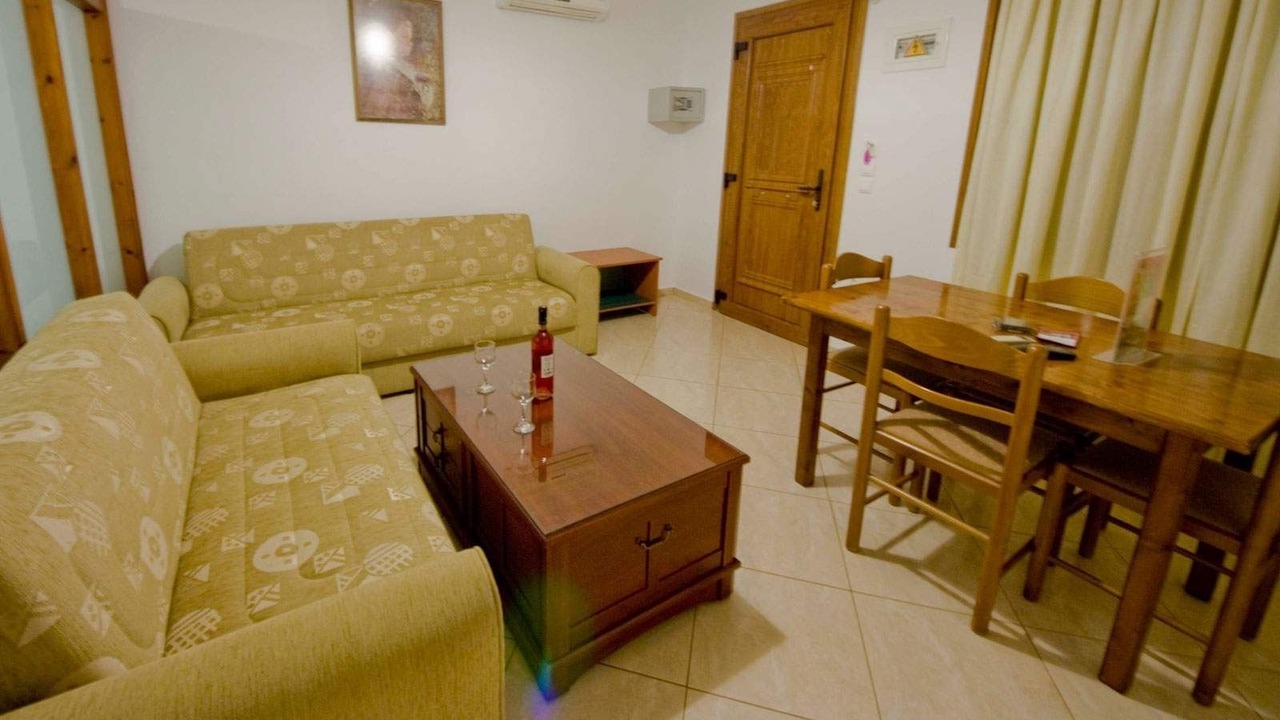 Photo of Bedroom in Golden Beach