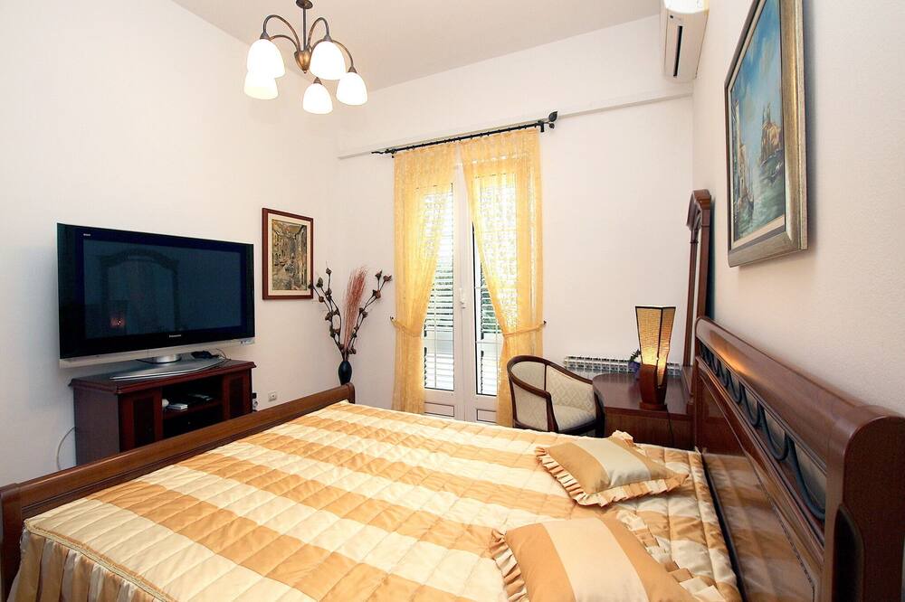 Photo of Bedroom in Sveti Stefan