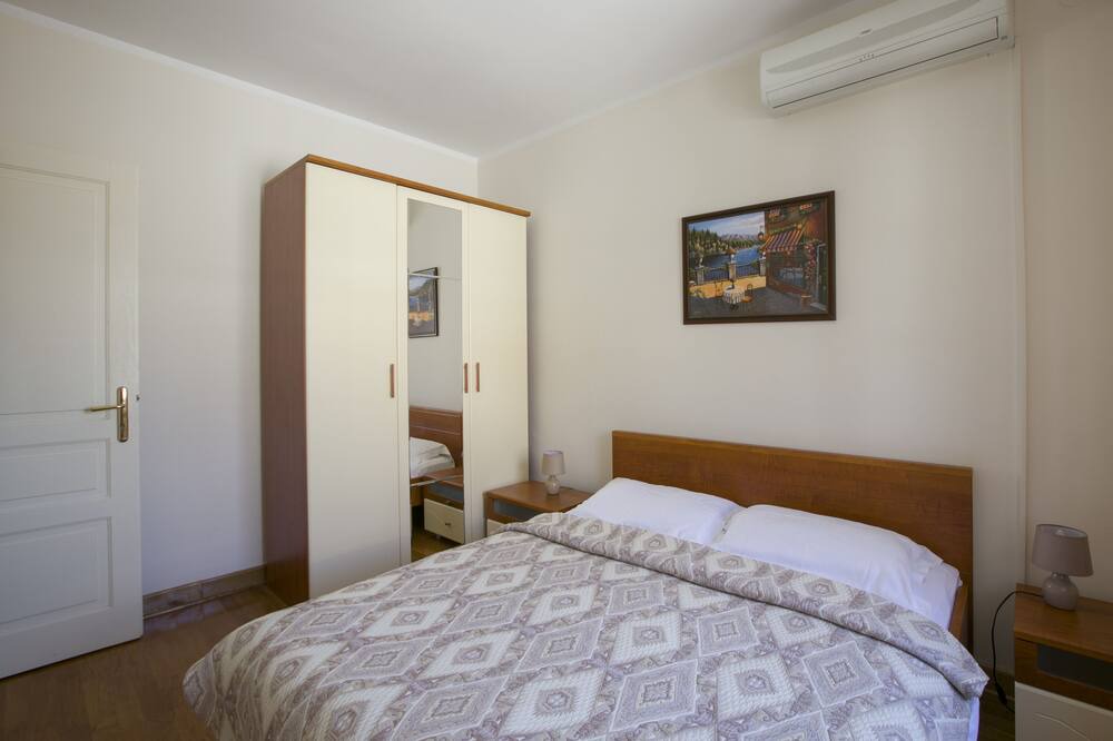 Photo of Bedroom in Sveti Stefan