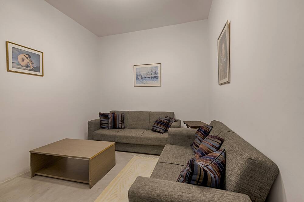 Photo of Livingroom in Salakos