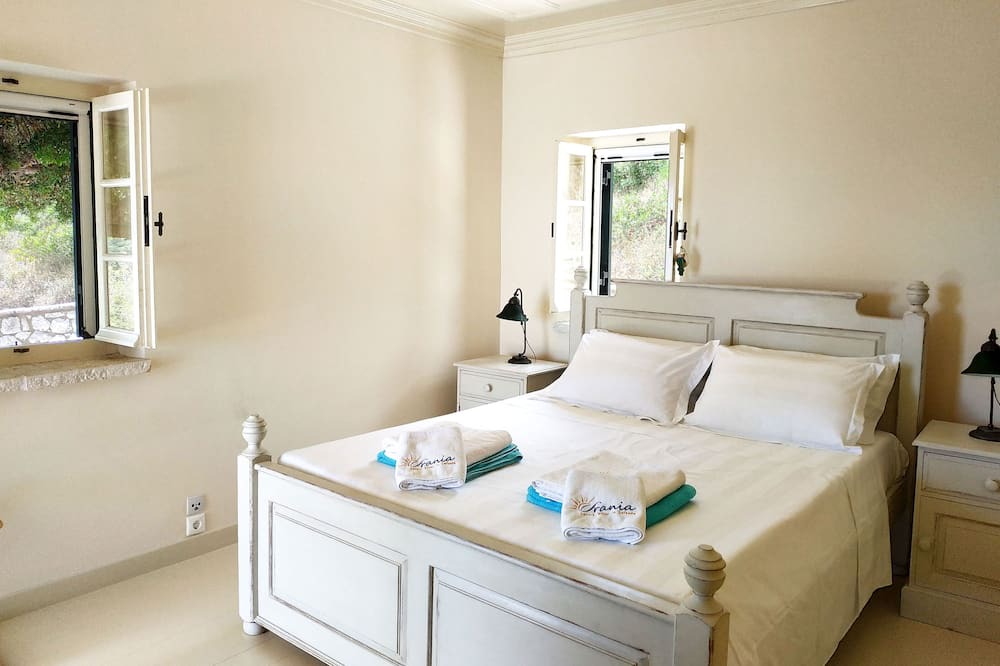 Photo of Bedroom in Evgiros