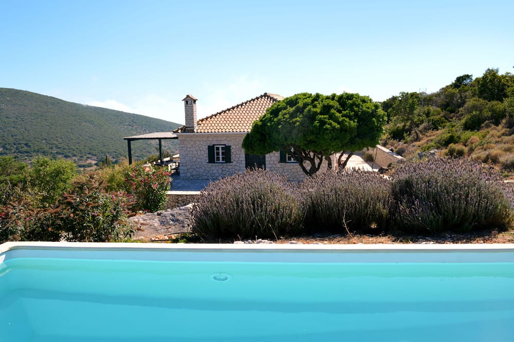 Photo of Outdoor in Evgiros
