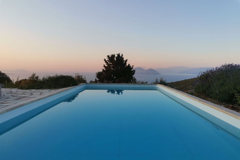 Photo of Outdoor in Evgiros