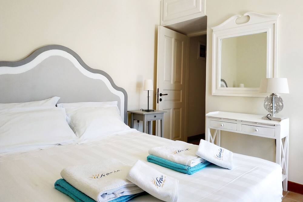Photo of Bedroom in Evgiros