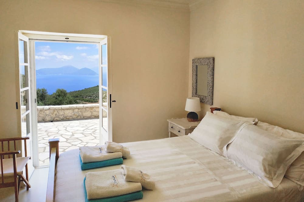 Photo of Bedroom in Evgiros
