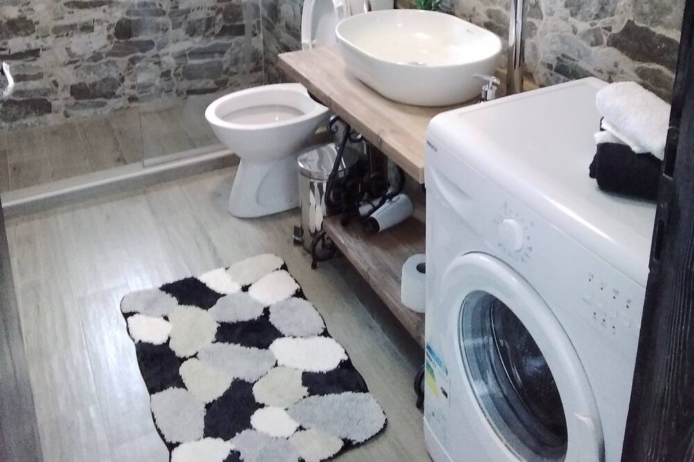 Photo of Bathroom in Klinci