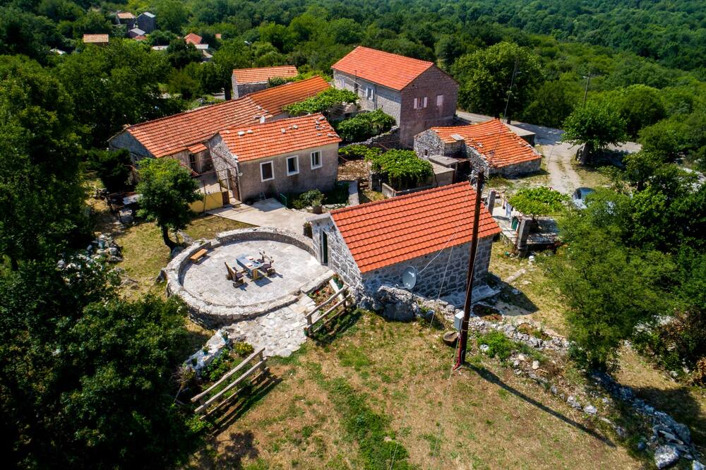 Photo of Outdoor in Mokrine