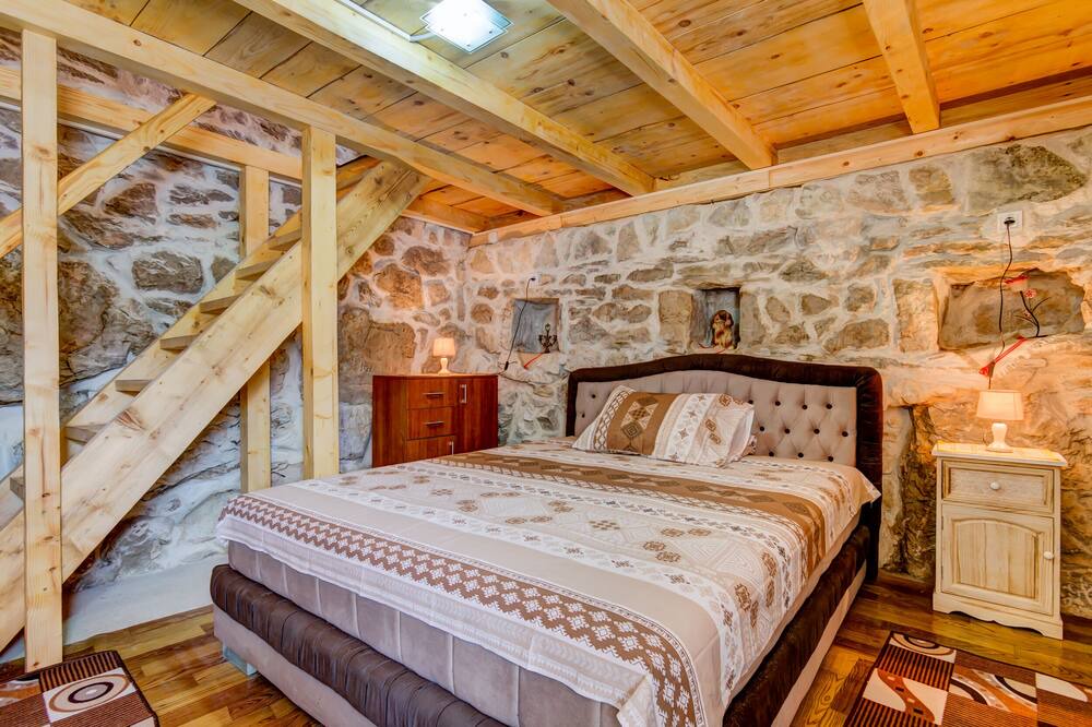 Photo of Bedroom in Mokrine