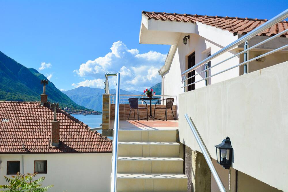Photo of Outdoor in Dobrota